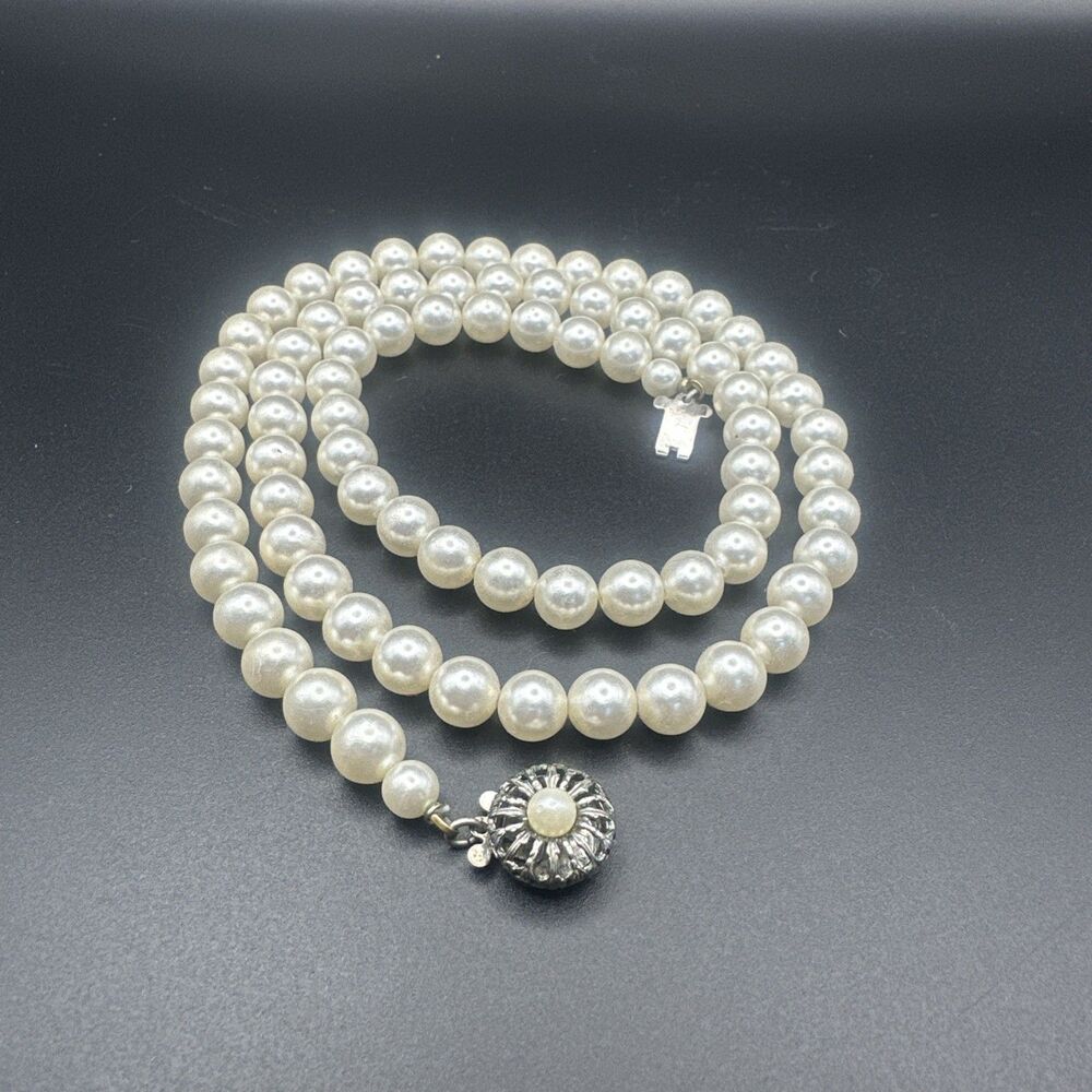Vintage 1969 Sarah Coventry First Lady Faux Pearl Beaded 25" Necklace 7-8mm